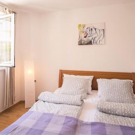 Apartment Polo Vrbnik Ngoại thất bức ảnh